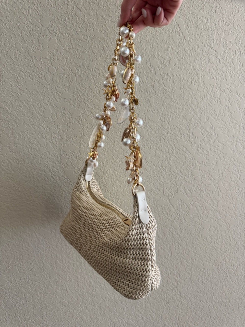 Seashell Purse - Picture 3 of 10